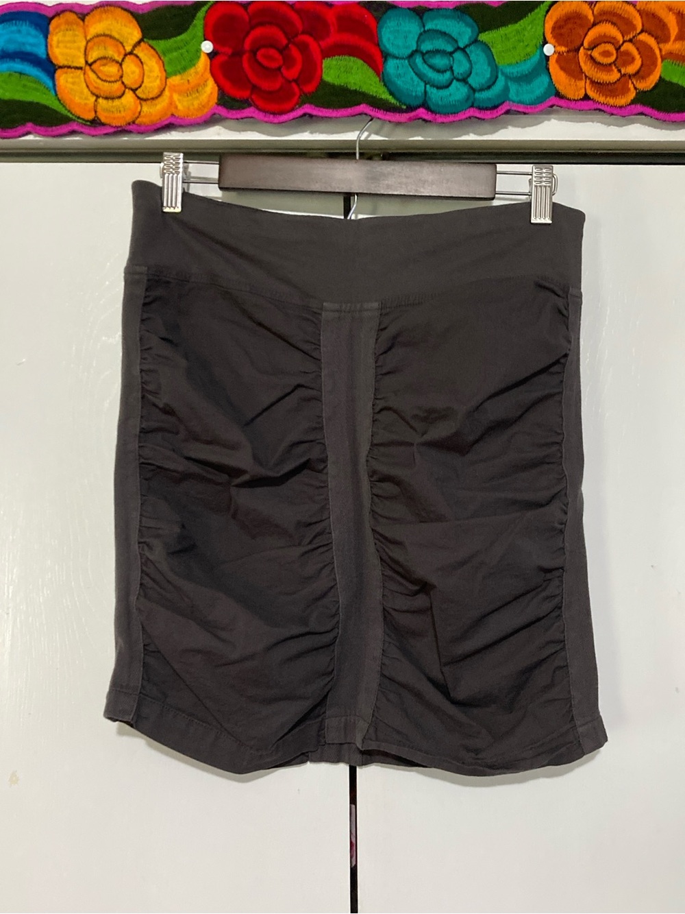 XCVI Ruched Gathered Wearables Trace Mini Skirt Cotton Charcoal Comfort Waist